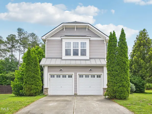 13 Pegram Ct, Durham, NC 27703