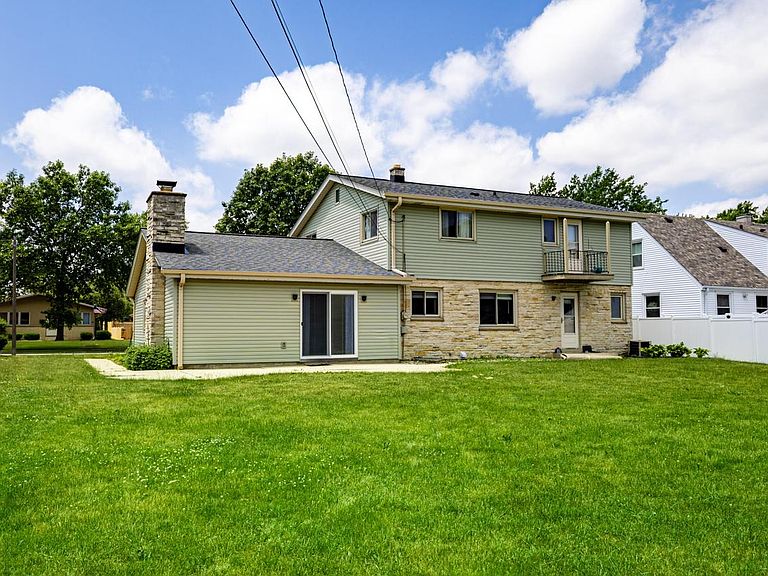 Listing photo 3