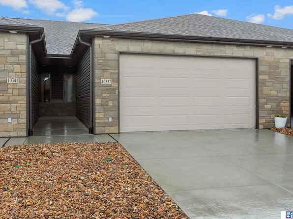 10337 Wayborough Ln, Lincoln, NE 68527