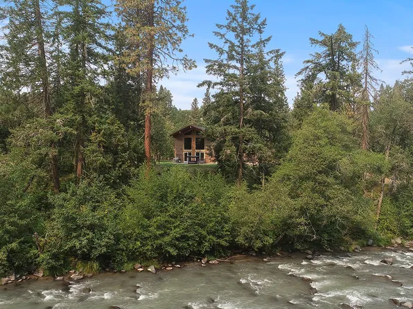 3610 Benton Rd, Hood River, OR 97031