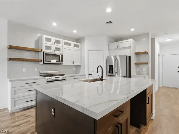 10673 Petricola St Unit 103, Las Vegas, NV 89183