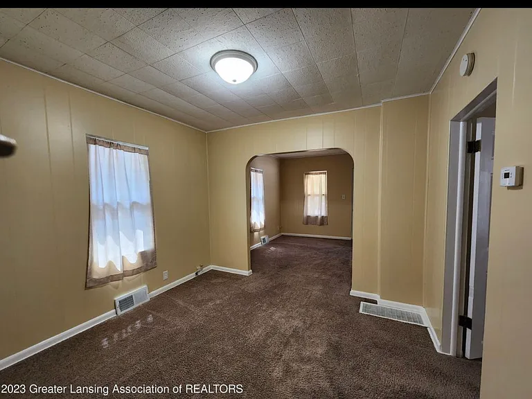 811 Call St — Photo 4