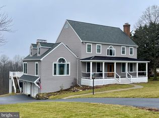 24 Buck Run, Reinholds, PA 17569