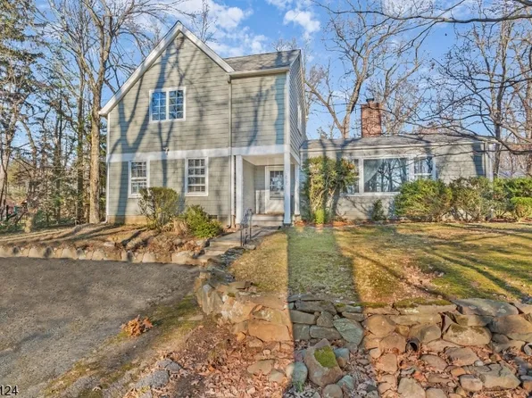 368 Roseland Ave, Essex Fells Twp., NJ 07021