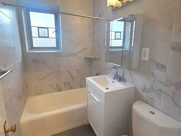 197th St — Photo 6