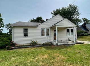 5710 Fairmont Pike Rd, Wheeling, WV 26003