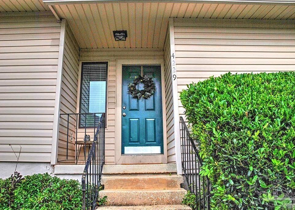 1st image of 4229 Brookside Dr