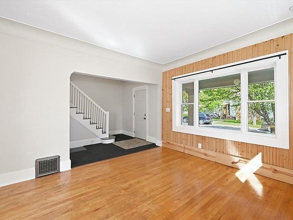 4th image of 5708 Wadena St