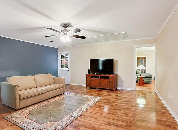 4th image of 118 Cawthorn Dr