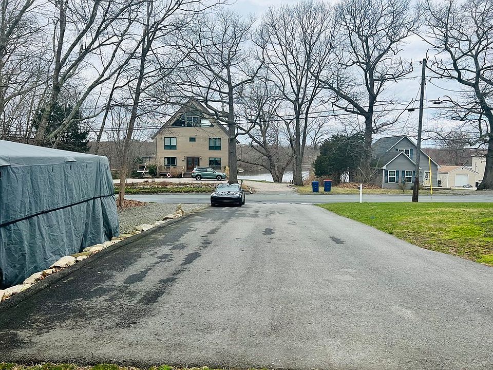 292 Tickle Rd, Westport, MA 02790 Zillow