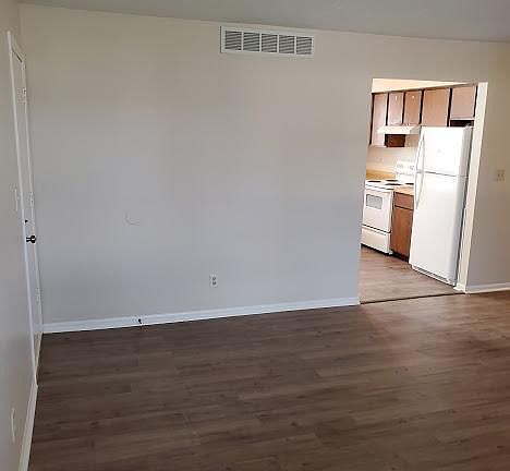 4th image of 4460 E Santa Barbara Dr