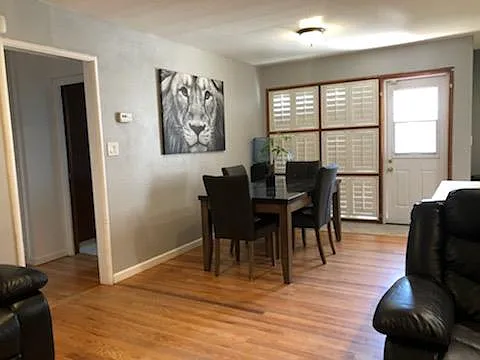 1603 C St photo 1