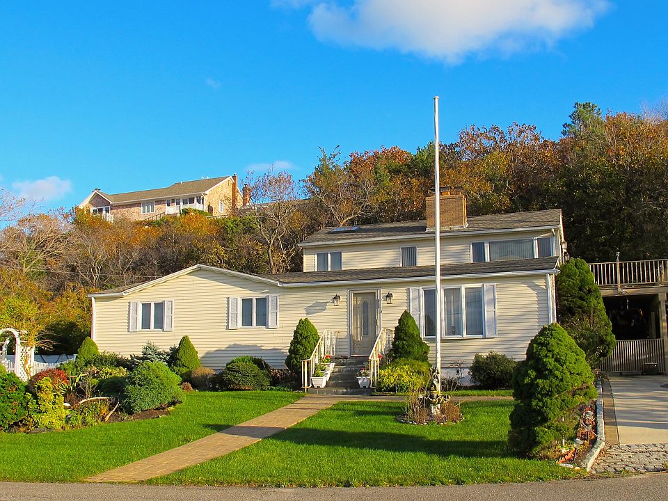 1st image of 735 Sound Beach Dr