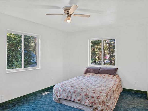 5th image of 131 Hummingbird Ln