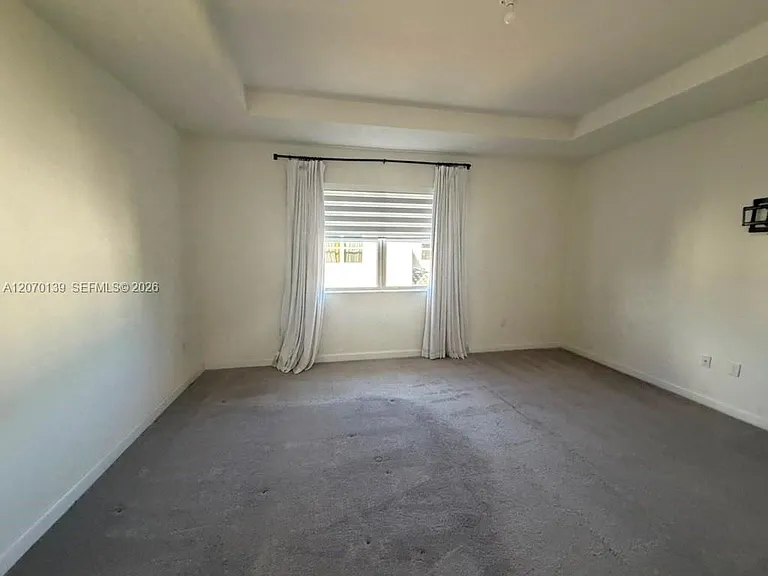 1409 SE 26th Ter — Photo 24