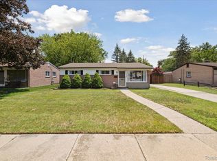 34671 Fairchild St, Westland, MI 48186