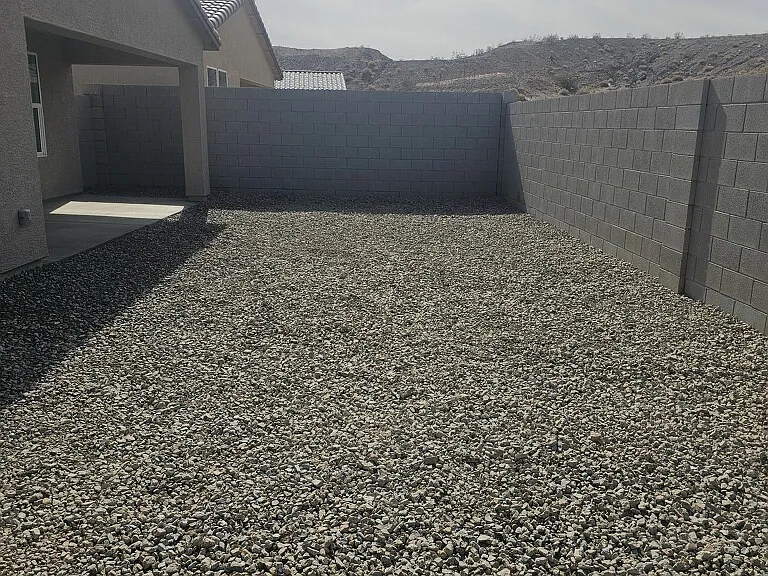 2340 Tapatio Dr — Photo 21