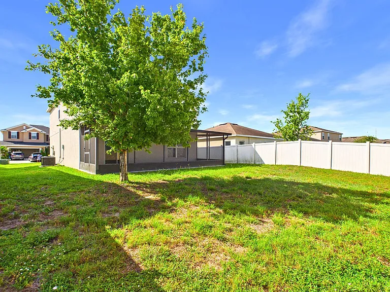 14517 Dunrobin Dr — Photo 41
