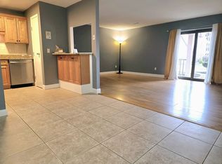 685 Oak St #112, Brockton, MA 02301