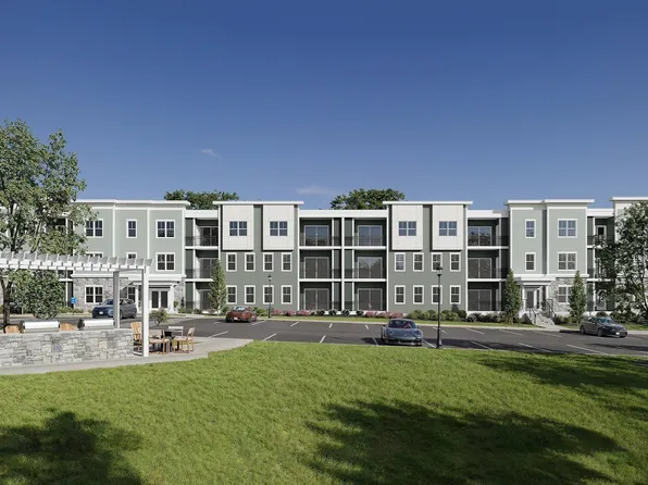 7 Green St #301, Shrewsbury, MA 01545
