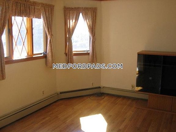 4th image of 107 North St #U1
