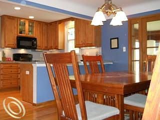 3rd image of 21160 Woodmont St