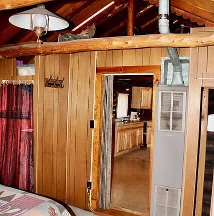 3rd image of 6435 Lovells Rd