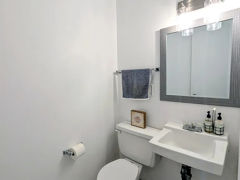 5816 Burke Manor Ct — Photo 7