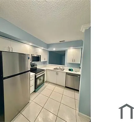 2501 NW 56th Ave — Photo 1