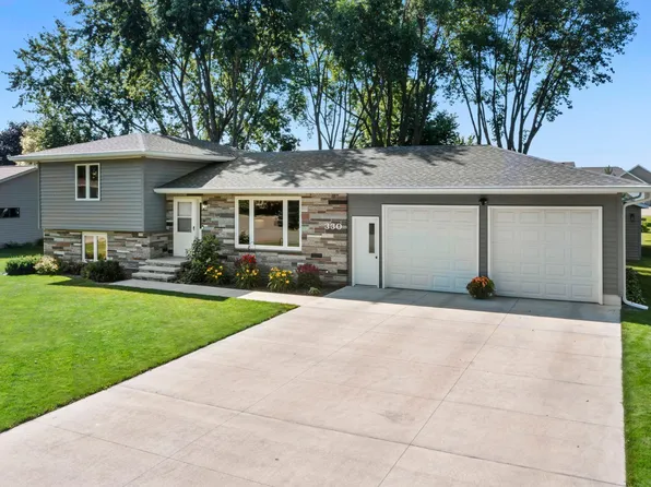 330 8th St SE, Freeport, MN 56331