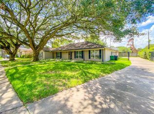 5243 Caversham Dr, Houston, TX 77096