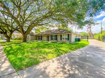 5243 Caversham Dr, Houston, TX, 77096