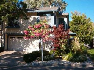 2208 Lake Ridge Dr, Martinez, CA 94553