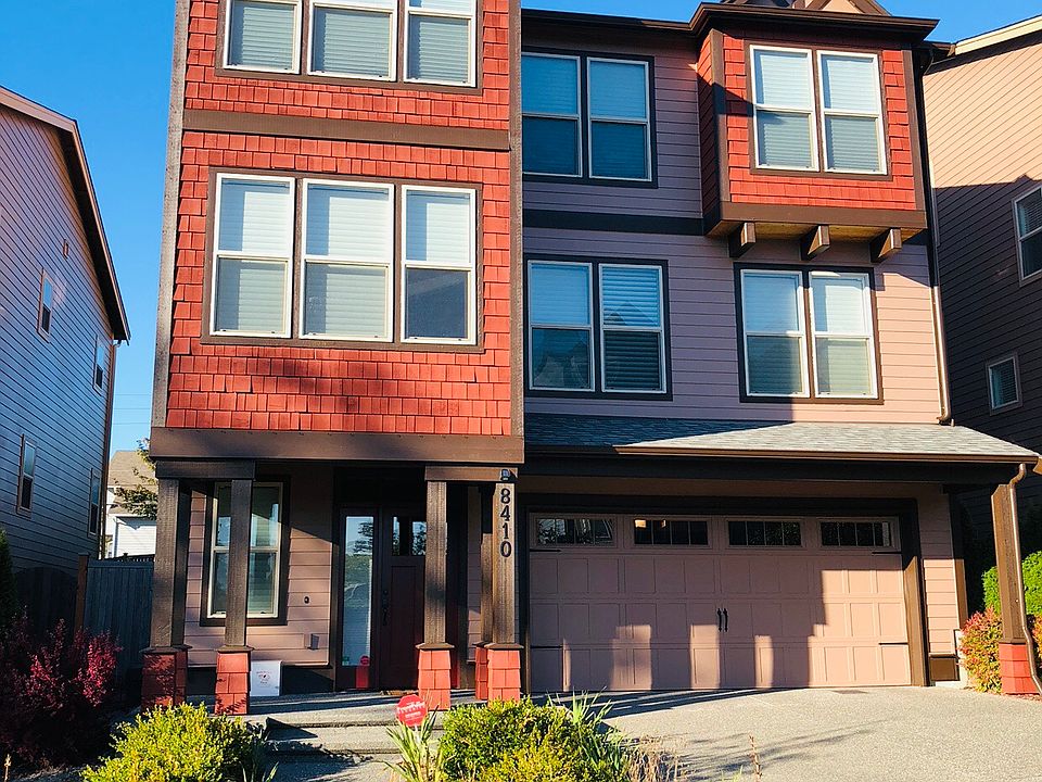 2nd image of 8410 NE 123rd Pl