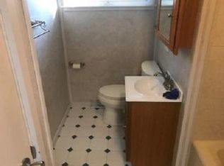 W162N9899 Mayflower Dr, Germantown, WI 53022