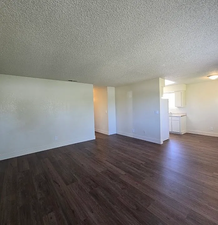 310 N 9th St #201