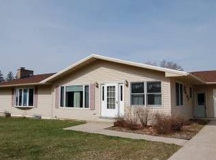 N2701 Hill St, Waupaca, WI 54981