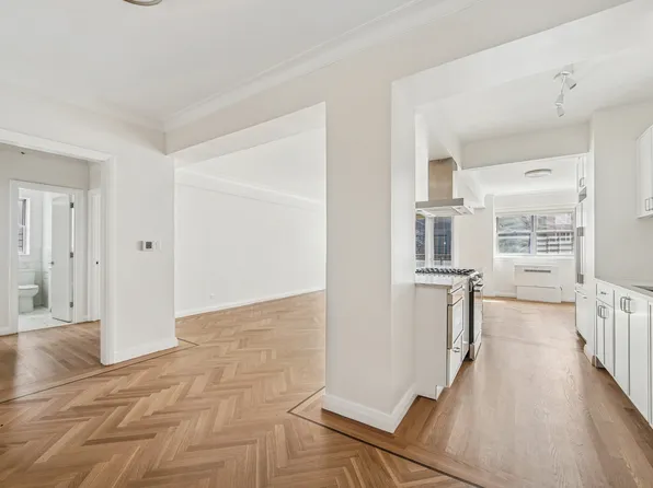 85 East End Avenue image 24 of 34