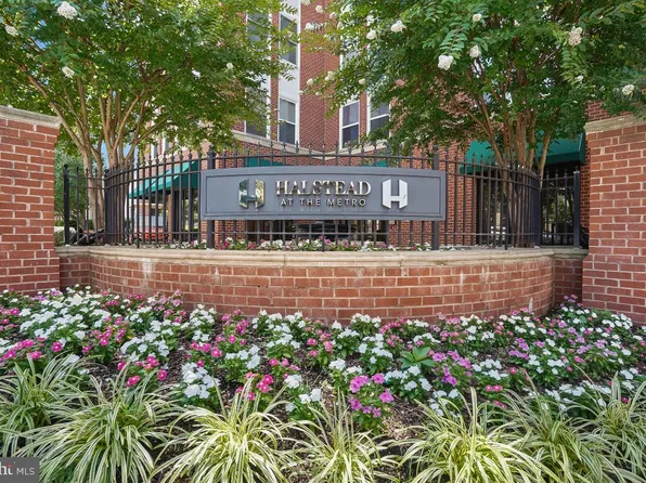 2655 Prosperity Ave APT 342, Fairfax, VA 22031