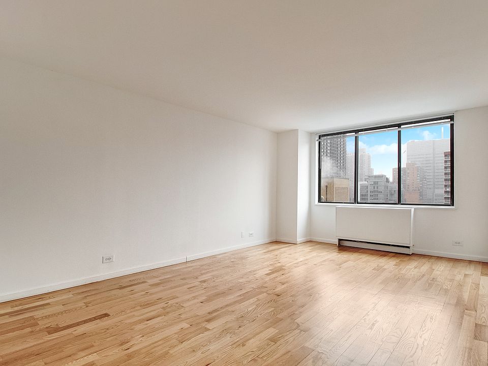 1st image of 200 E 33rd St APT 7C