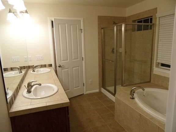 Master 5 Piece Bath