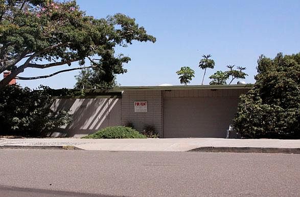 1st image of 3977 La Cresta Dr