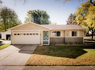 143 Delaware Dr, Lansing, MI 48911