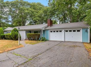 52 George St, Barnstable, MA 02630