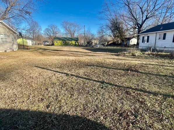 2104 N Park Avenue, Springfield, MO 65803