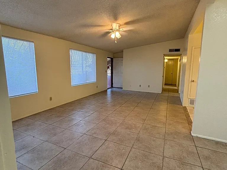E 2nd Pl — Photo 26