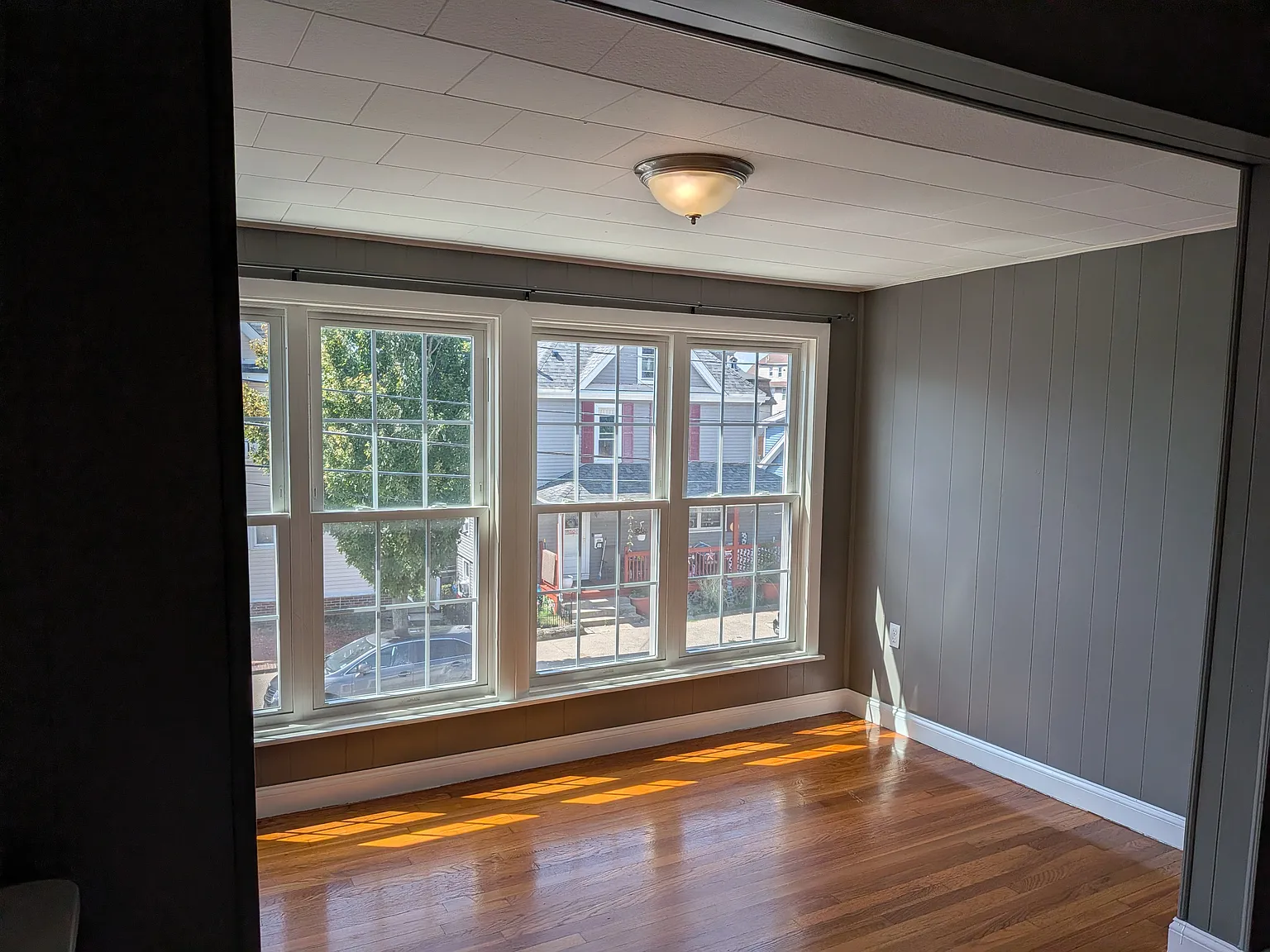 2 bed, 1000 sqft, $2,395 — Photo 3