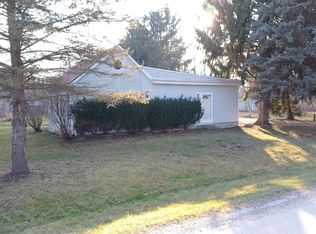 7659 Bean Rd, Avoca, MI 48006