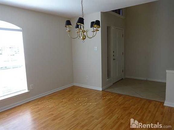 4th image of 128 Barbetta Ct