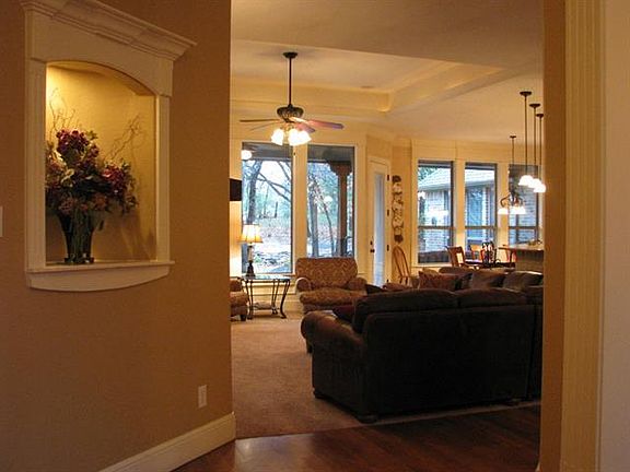 5th image of 145 Jellico Cir